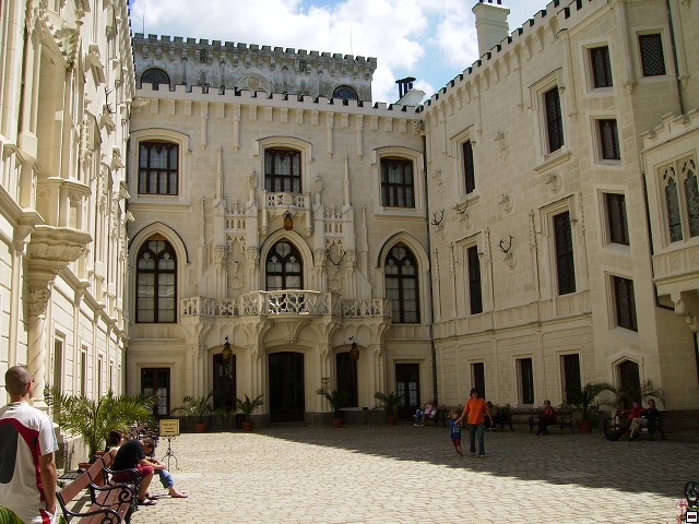 img00015.jpg