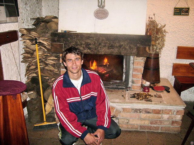 img00009.jpg