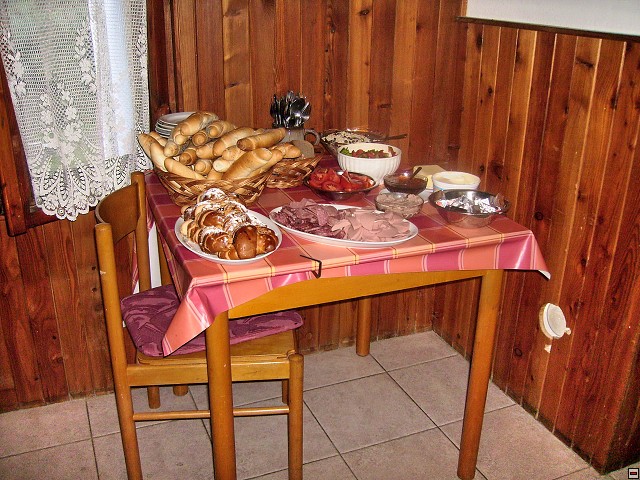img00012.jpg
